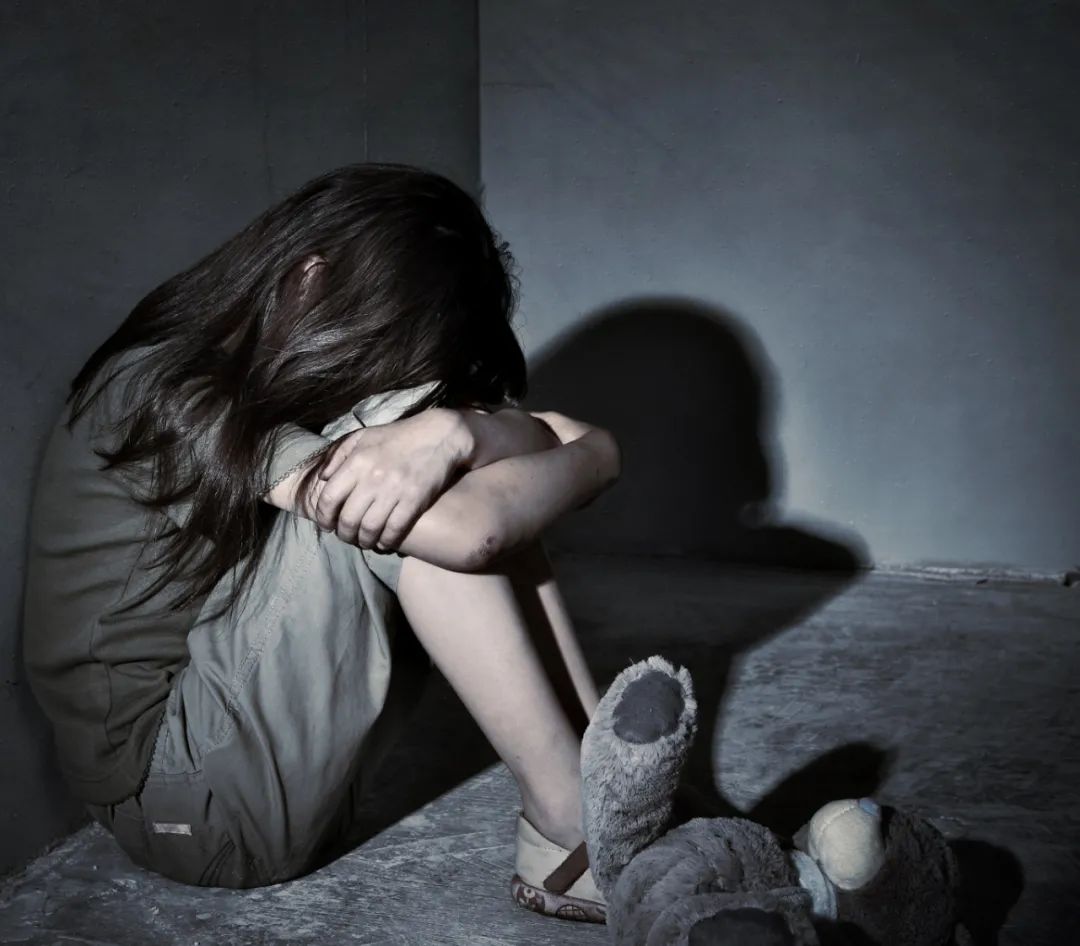 抑郁,双相患者自残自伤,父母不要急着阻止,为什么?