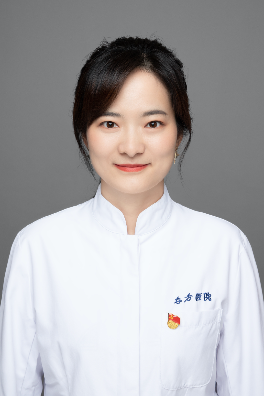 陆晶晶同济大学附属东方医院呼吸与危重症医学科主治医师,博士,讲师