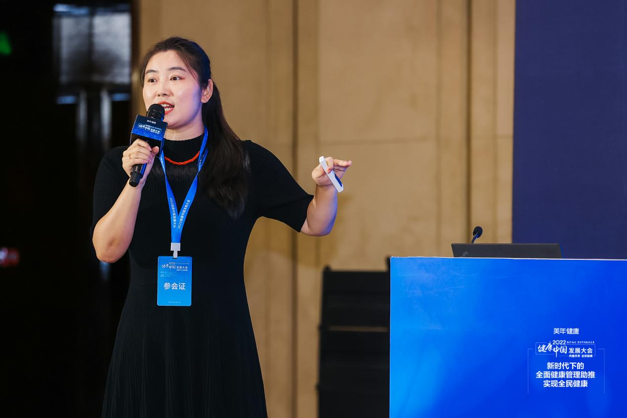 数坤科技首席市场官王音茵当天,绵阳市中心医院党委副书记,副院长何梅